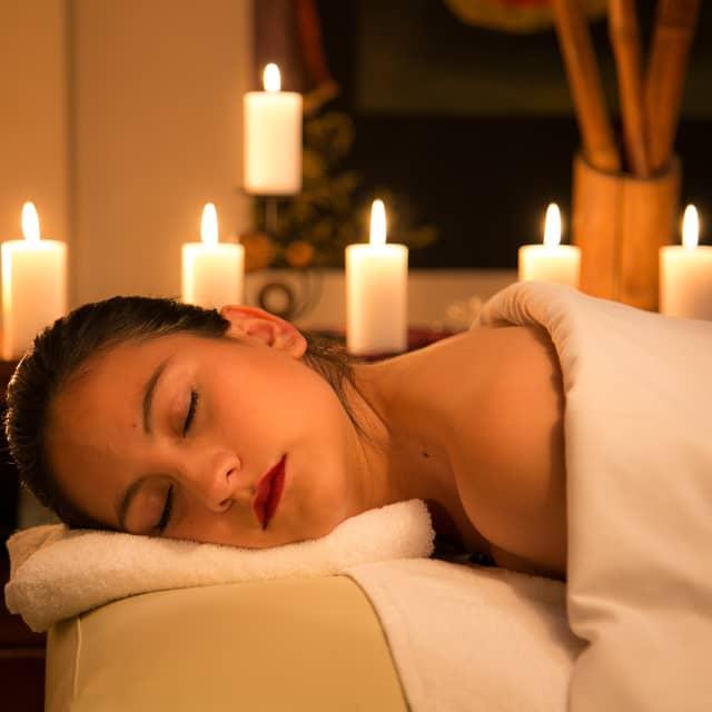 Aroma Massage